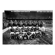Carica l'immagine nel visualizzatore di Gallery, Foto di squadra della nazionale francese di rugby, 1951