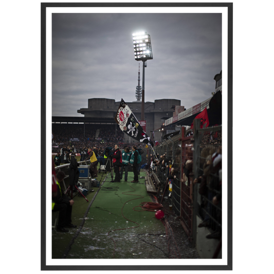 Bandiera di Sankt Pauli in uscita dall'angolo, 2011