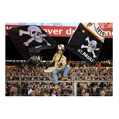 Tifoso del Sankt Pauli ai cancelli del Millerntor, 2007