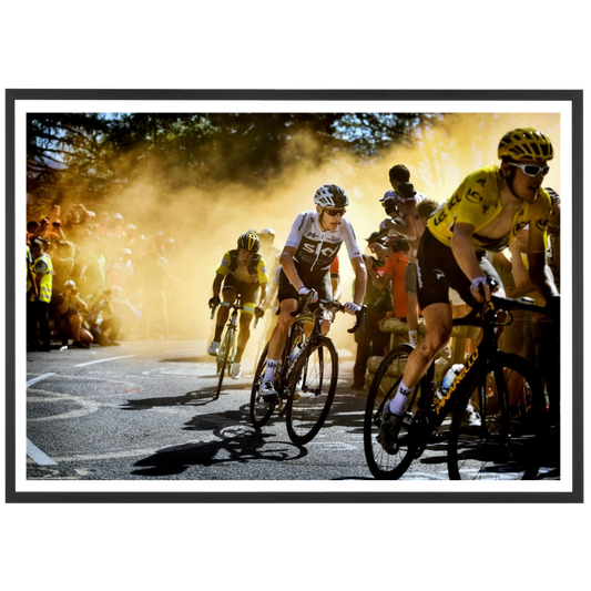 Chris Froome sous les fumis dans l'Alpe d'Huez, 2018