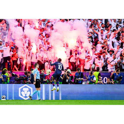 Joie de Dembélé devant les ultras après son but, Finale 2026
