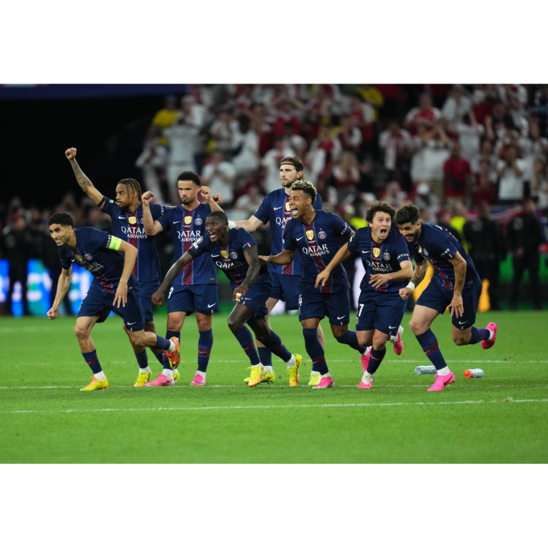 Joie des Parisiens suite au tir au but raté de Gabriel, Paris 2026