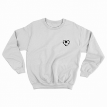 Charger l'image dans la galerie, Sweat-shirt cœur brodé football