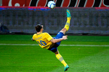 Charger l&#39;image dans la galerie, Zlatan fait du Zlatan, 2012