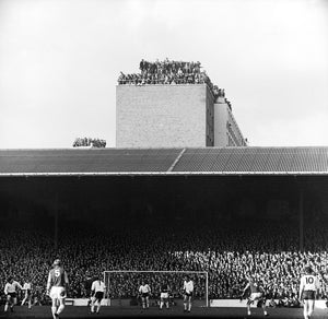 Supporters de West Ham sur le toit du stade, 1984