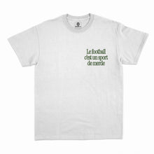 Charger l'image dans la galerie, T-Shirt « Le football c'est un sport de merde » cœur