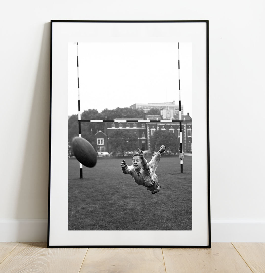 Passe de rugby en plein vol, 1966