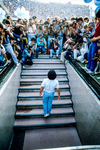 Presentation of Maradona at Napoli, 1984
