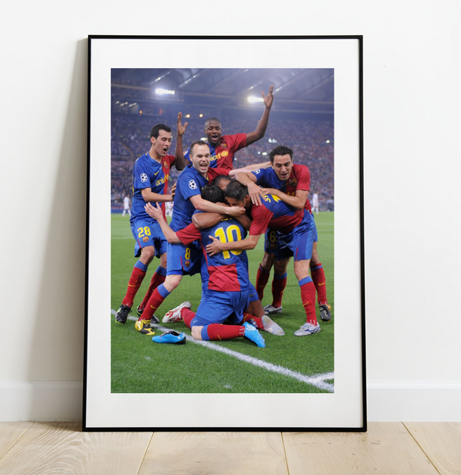 Xavi & Iniesta celebrate Messi's goal, C1 2009