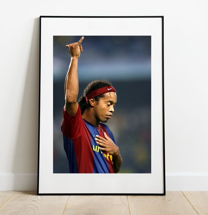 Ronaldinho's surfer gesture, 2006