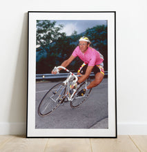Charger l&#39;image dans la galerie, Laurent Fignon avec le maillot rose, 1989